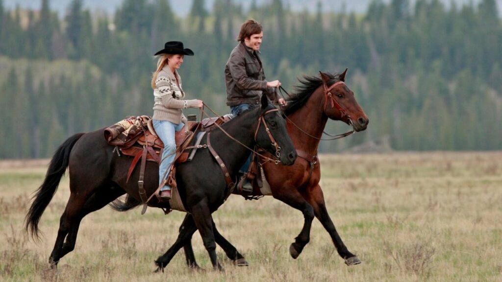 Amber Marshall Praises Heartland's Success on Wholesome Family Themes