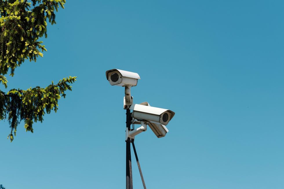 Camera Surveillance Proposed: Investigators Want Permit Revocation, Government Eyes Expansion