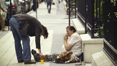 The Down-to-Earth Legend: Keanu Reeves' Kindness and Humility